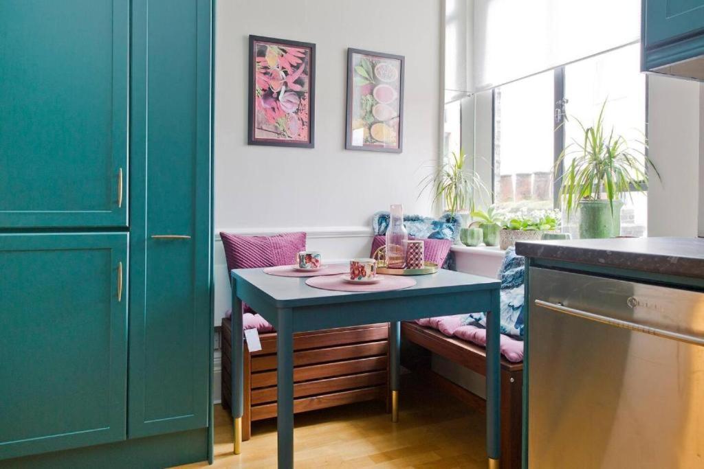 Stylish London Getaway In The Heart Of The City Londres Exterior foto